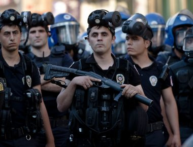 Τουρκία: Εντάλματα σύλληψης για 34 πρώην υπαλλήλους της TRT για σχέσεις με τον Φ. Γκιουλέν